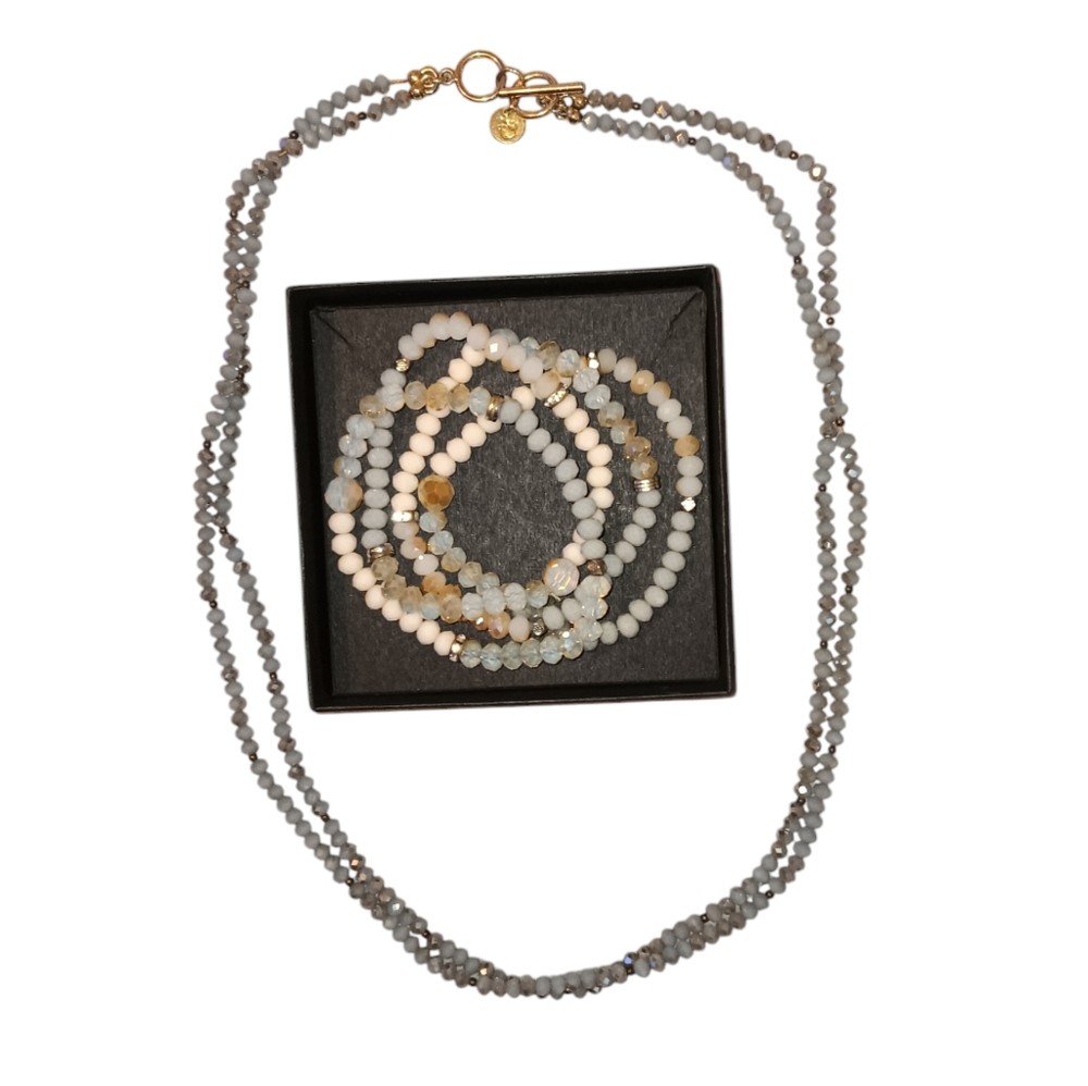 NWOT Beaded Double Layer Necklace and 4pc Stretch Bracelet Set